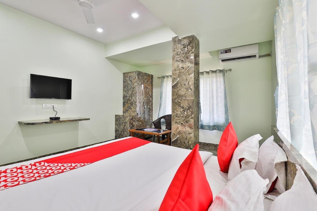 Oyo 24833 Hotel Silver Daman Ngoại thất bức ảnh