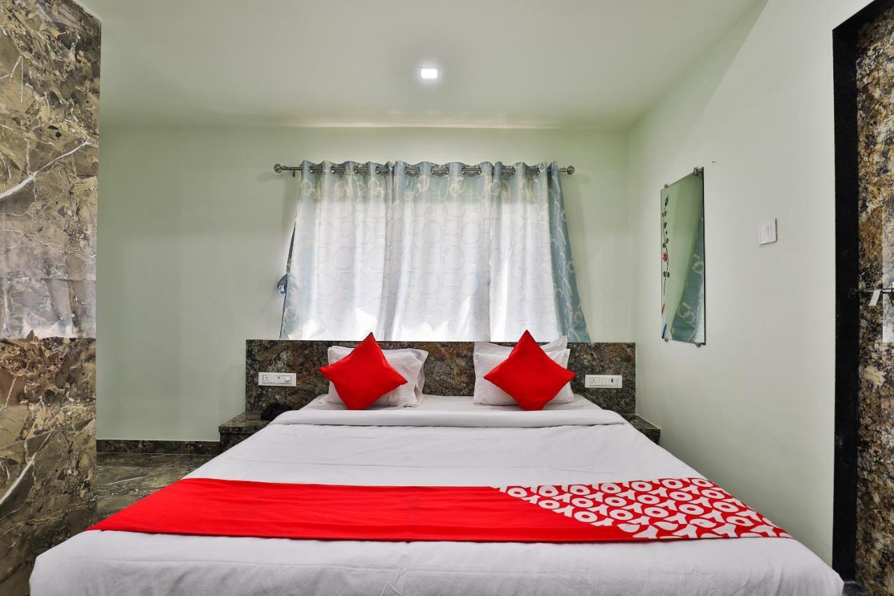 Oyo 24833 Hotel Silver Daman Ngoại thất bức ảnh