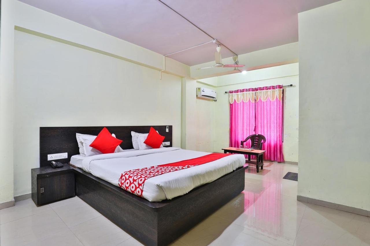 Oyo 24833 Hotel Silver Daman Ngoại thất bức ảnh