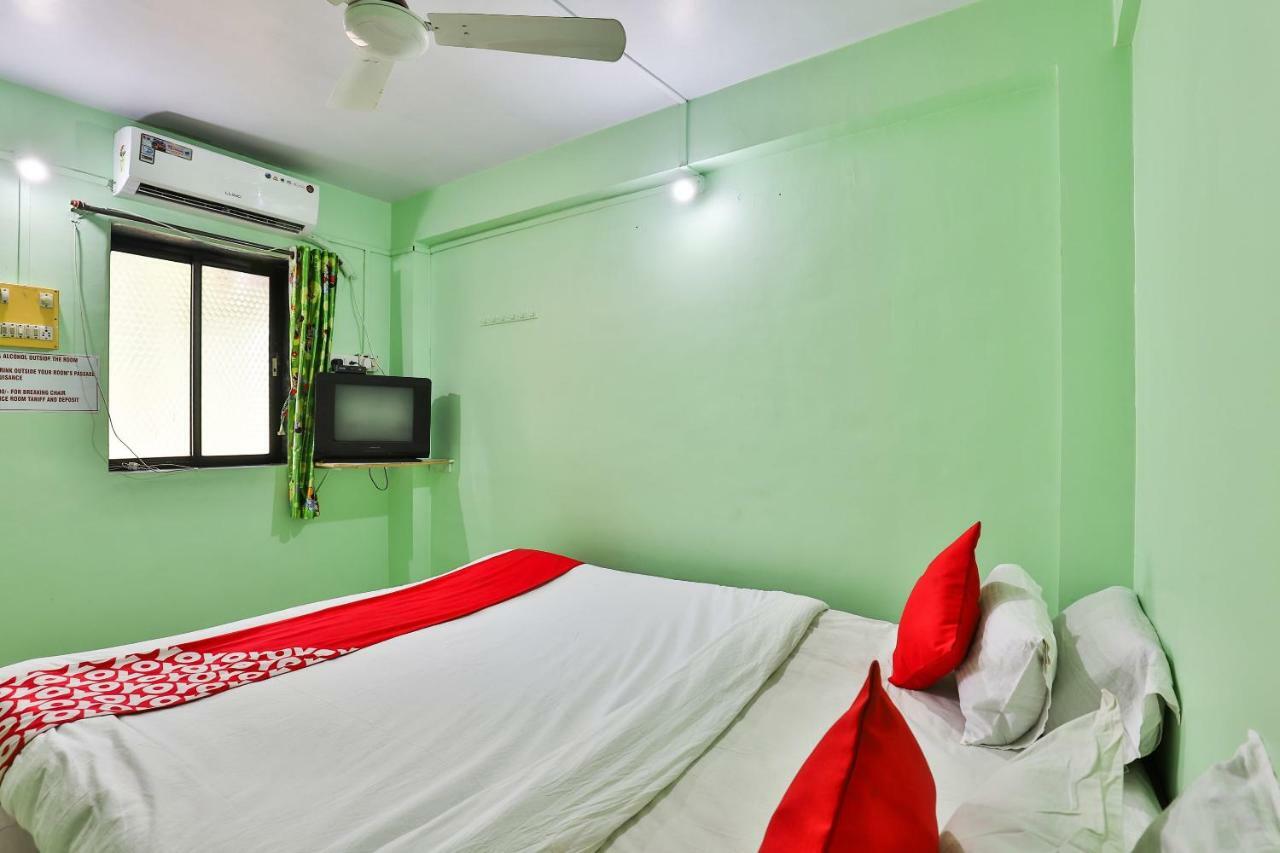 Oyo 24833 Hotel Silver Daman Ngoại thất bức ảnh